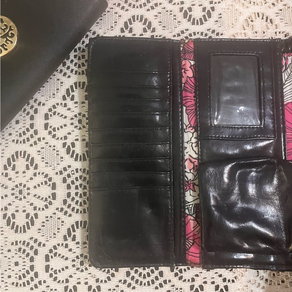 Steve Madden Black Clutch Wallet & Unbranded Black Zip Close Wristlet Wallet - Picture 8 of 12